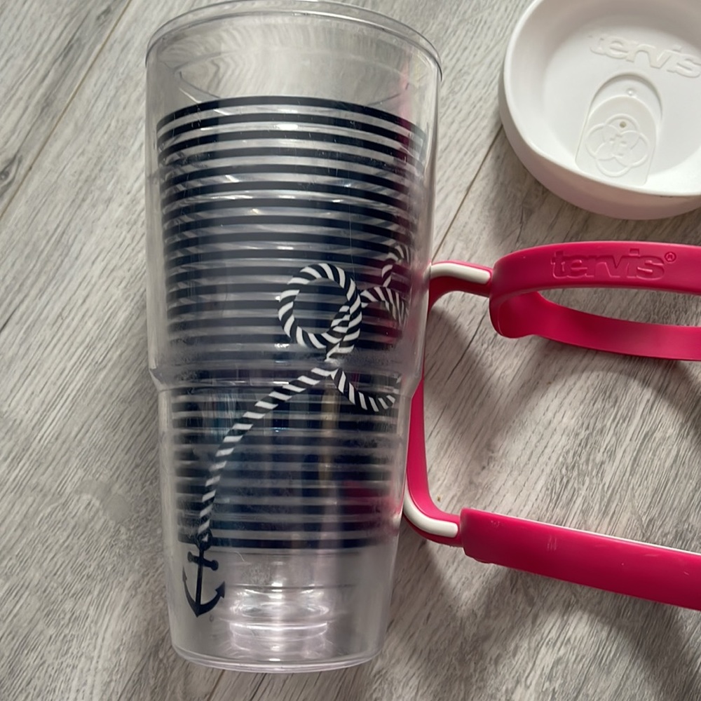 Disney Cruise Line Tervis cup and extras - Picture 5 of 6